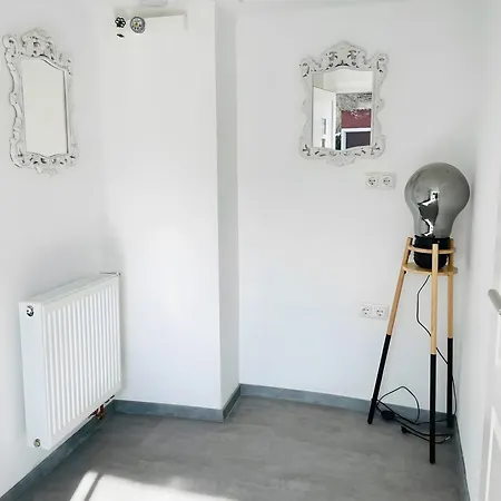 Apartment D D Haus
