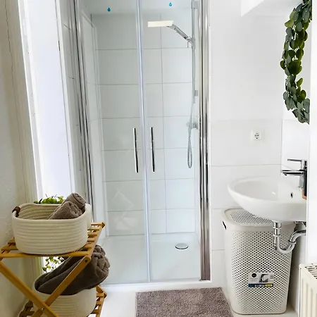 Apartment D D Haus